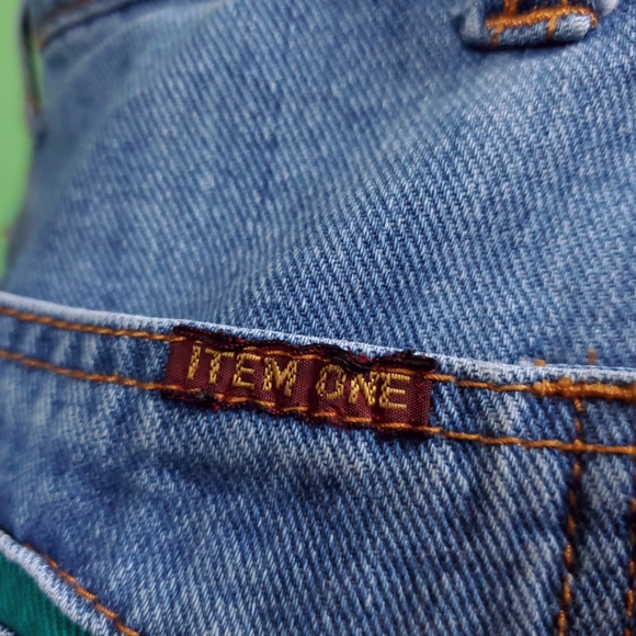 Vintage 70s/80s jean shorts - Picture 9 of 16